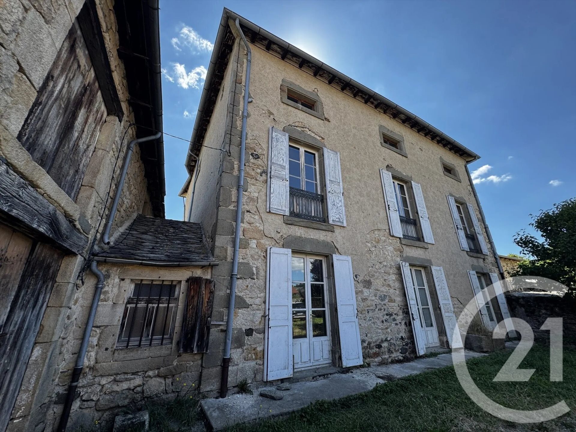 Maison à vendre, 330m², Saint-Julien-Chapteuil