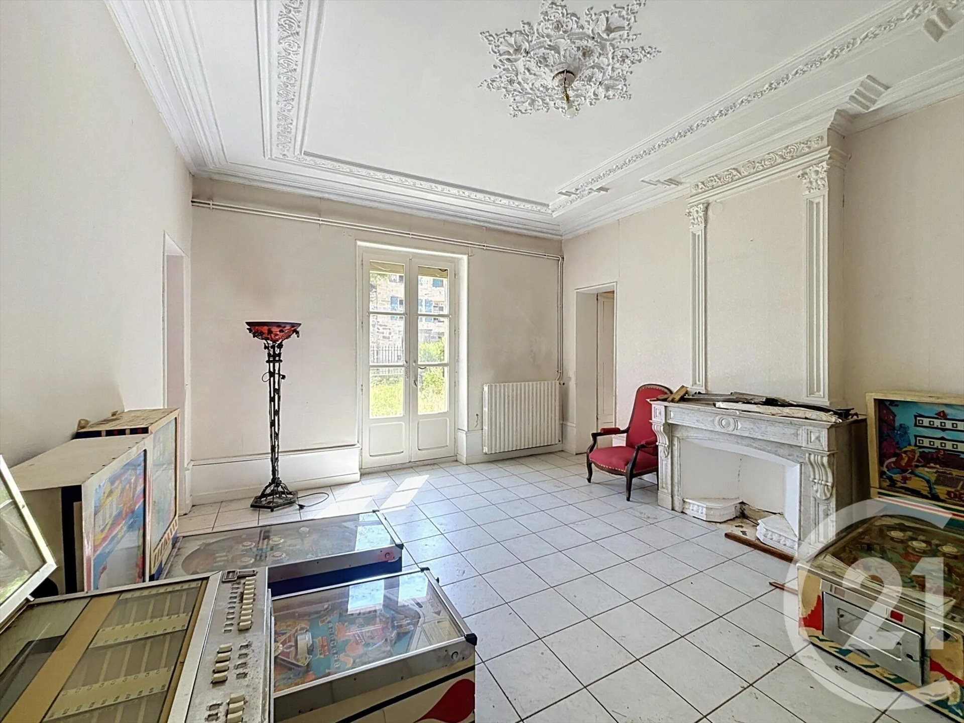 Maison à vendre, 330m², Saint-Julien-Chapteuil