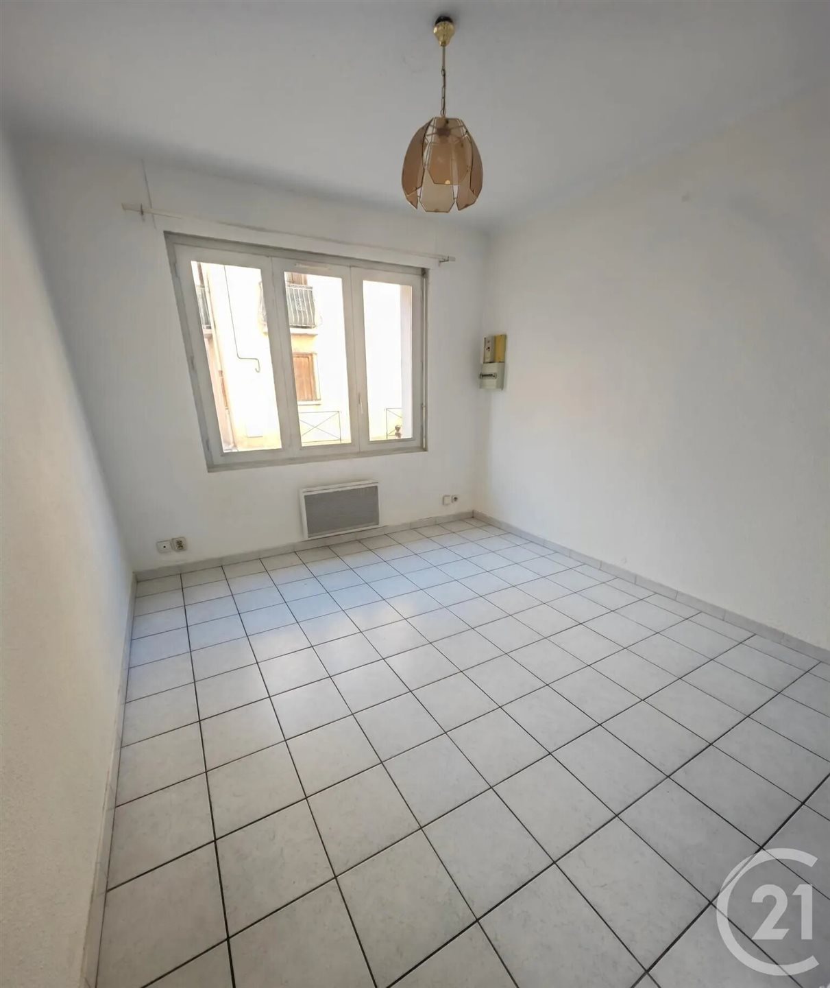 Appartement à louer, 27m², Elne