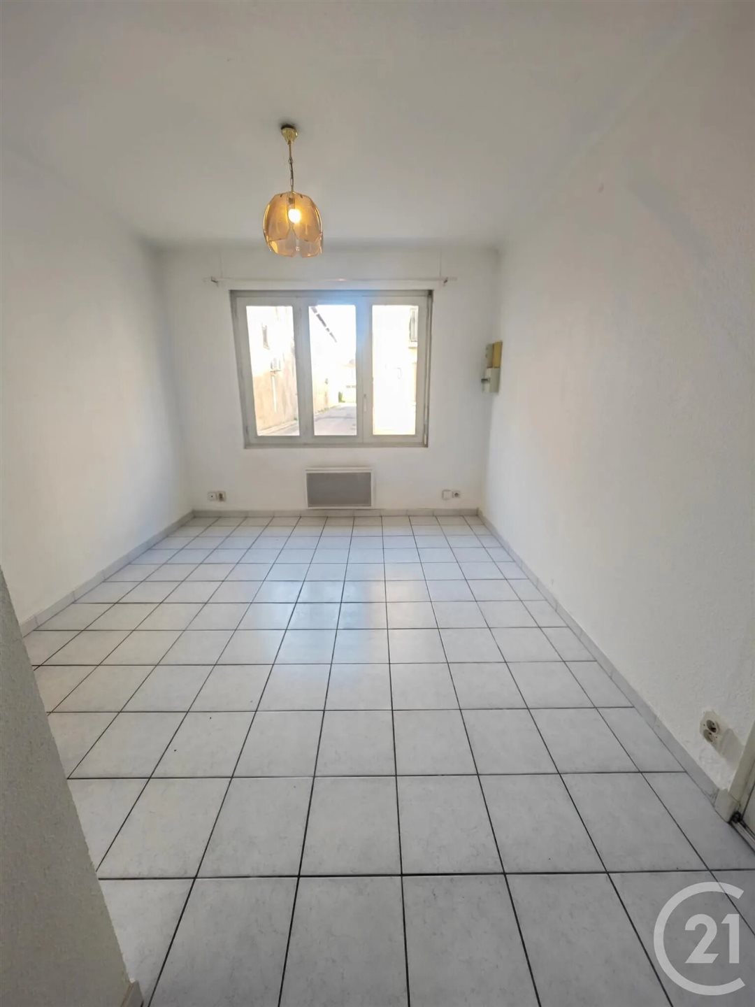 Appartement à louer, 27m², Elne