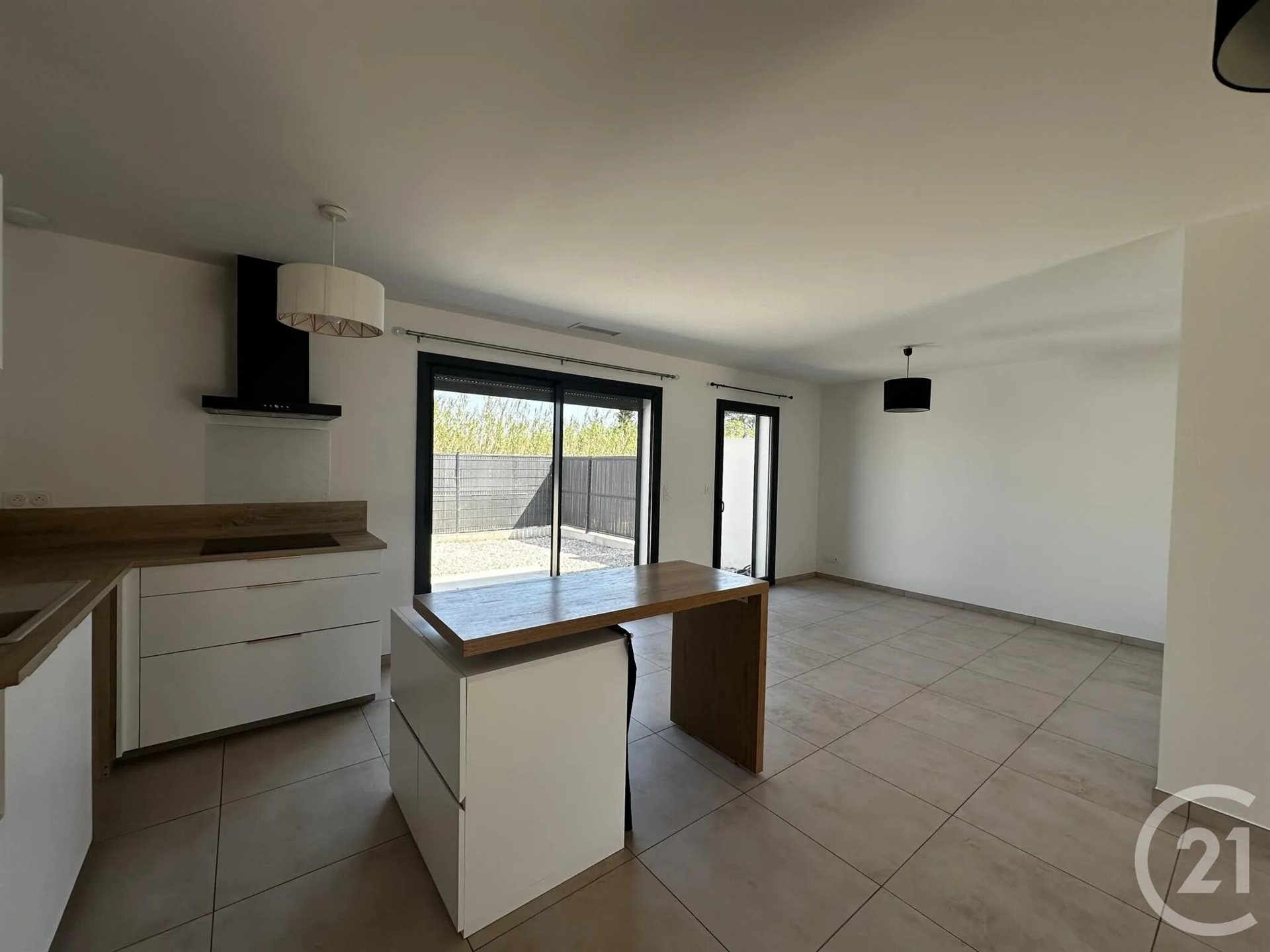 Maison à louer, 95m², Pia