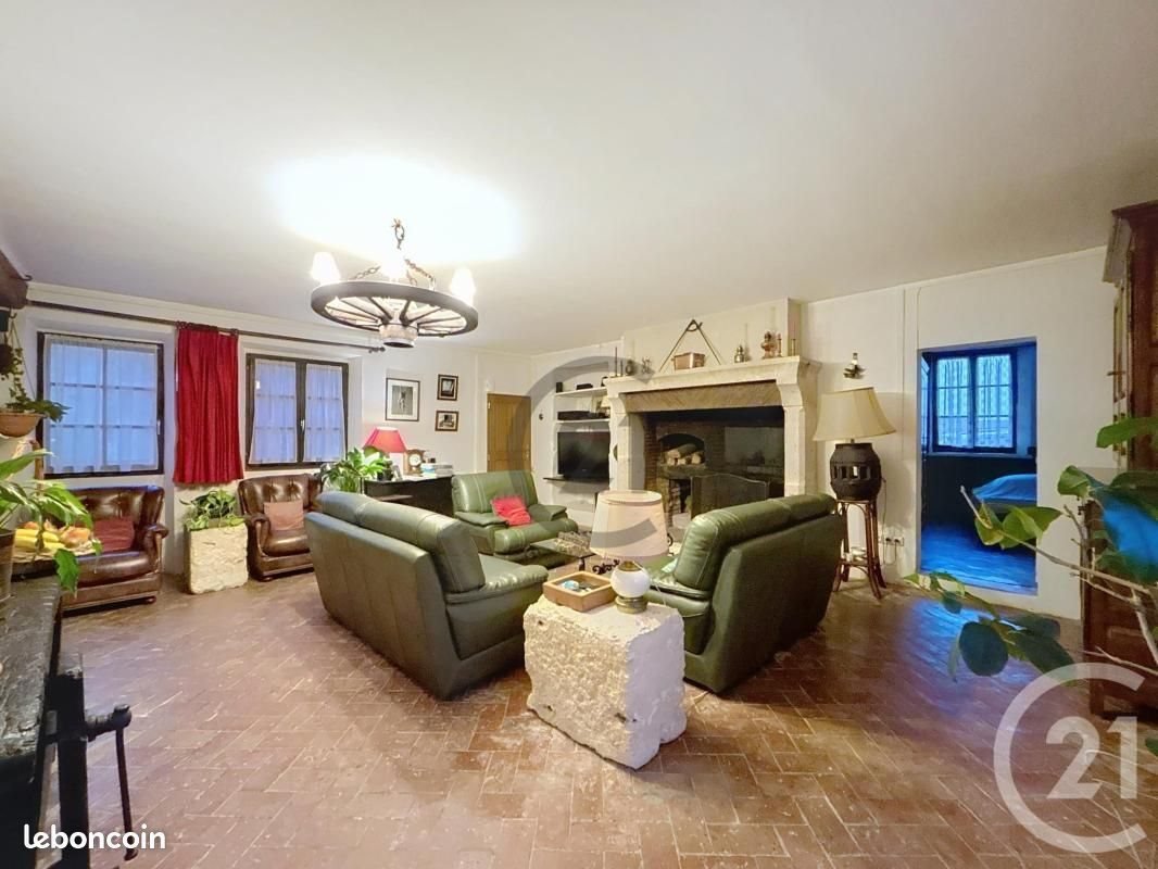 Maison à vendre, 310m², Saint-Hilliers