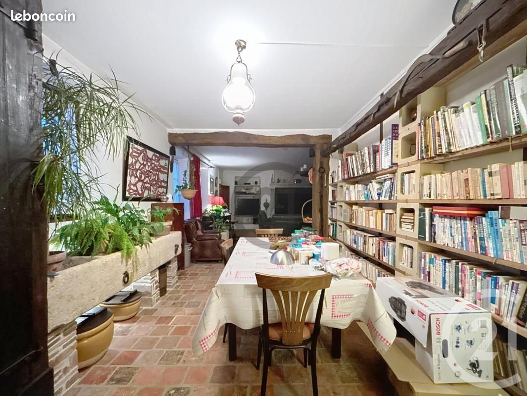 Maison à vendre, 310m², Saint-Hilliers