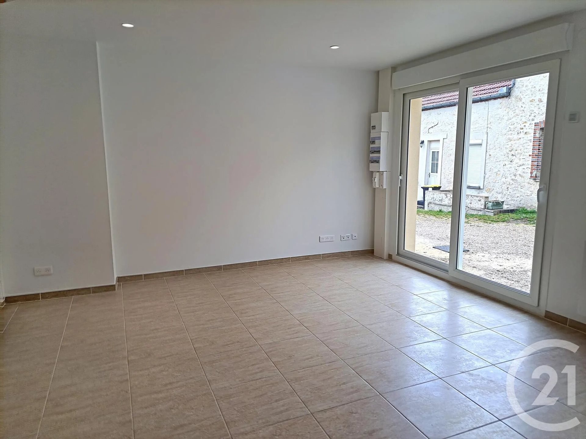 Maison à louer, 53m², Longueville