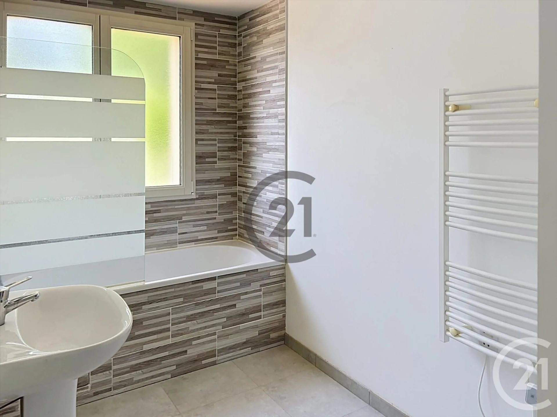 Maison à louer, 80m², Jutigny