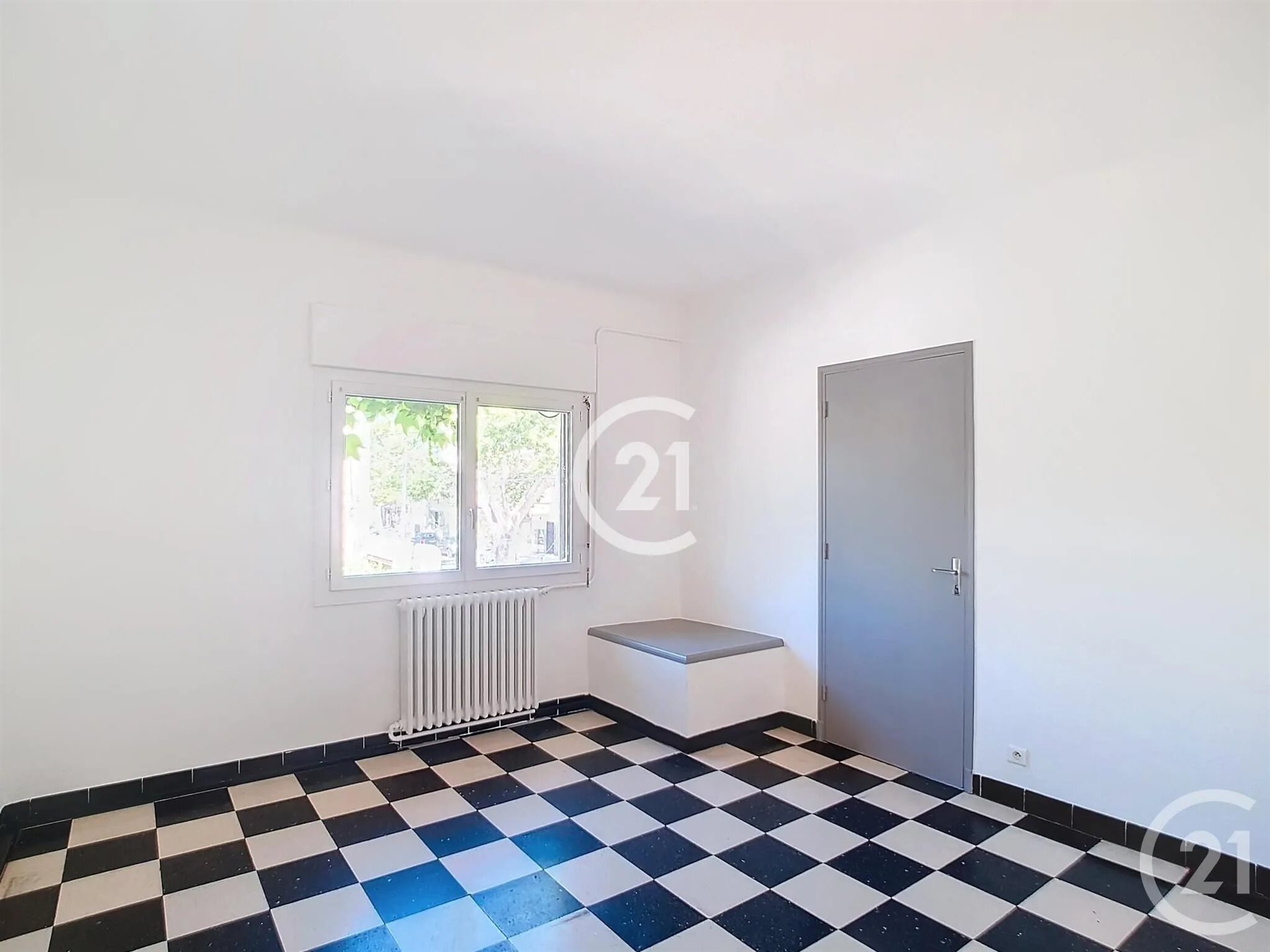 Appartement à louer, 84m², Saint-Martin-de-Crau