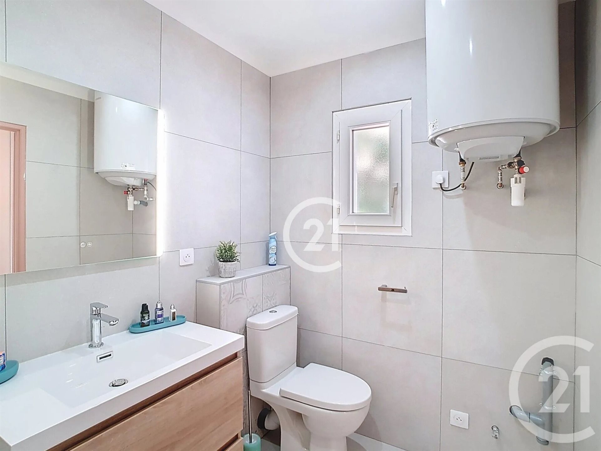 Appartement à louer, 24m², Arles