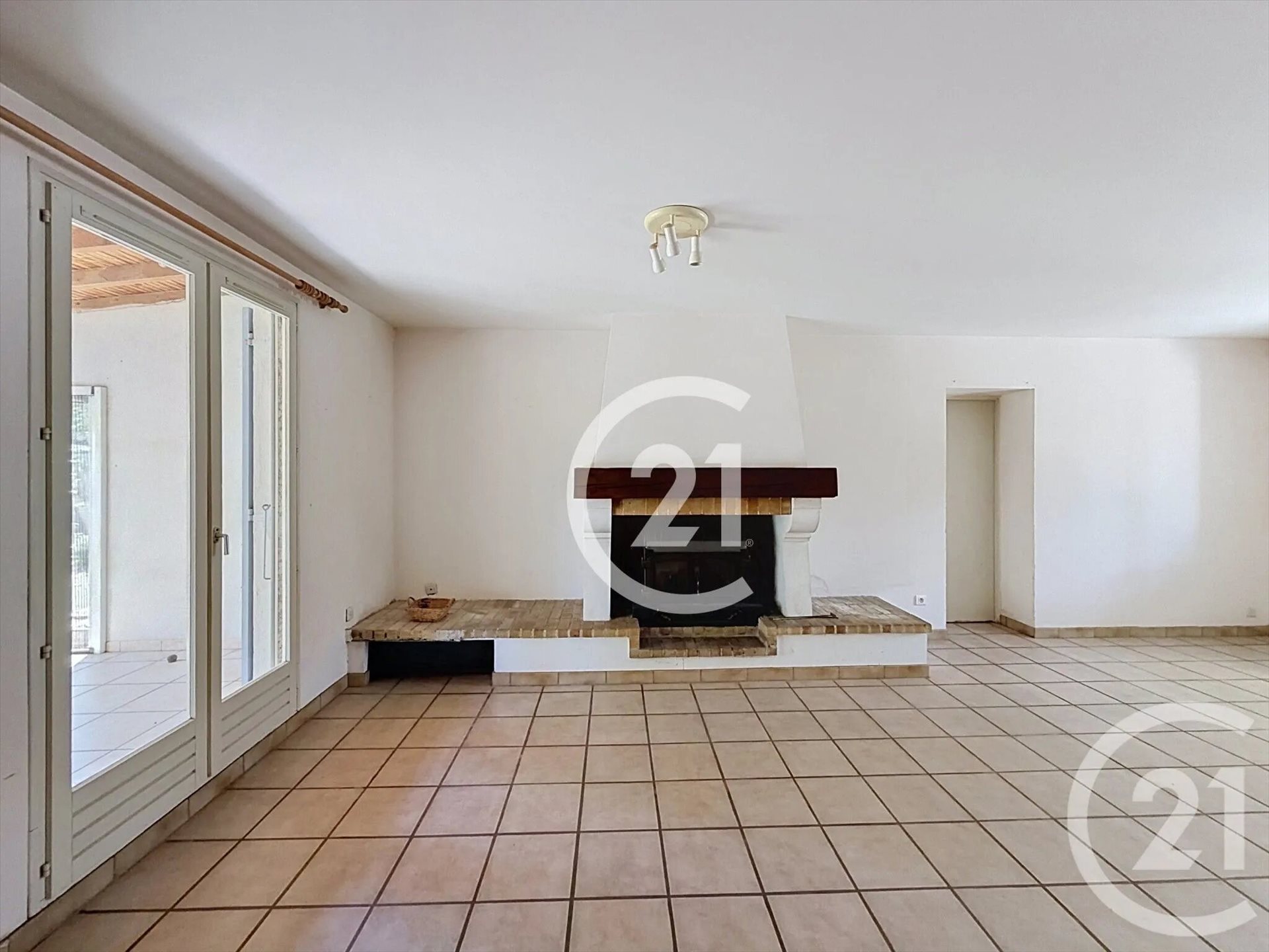 Maison à vendre, 114m², Saint-Martin-de-Crau