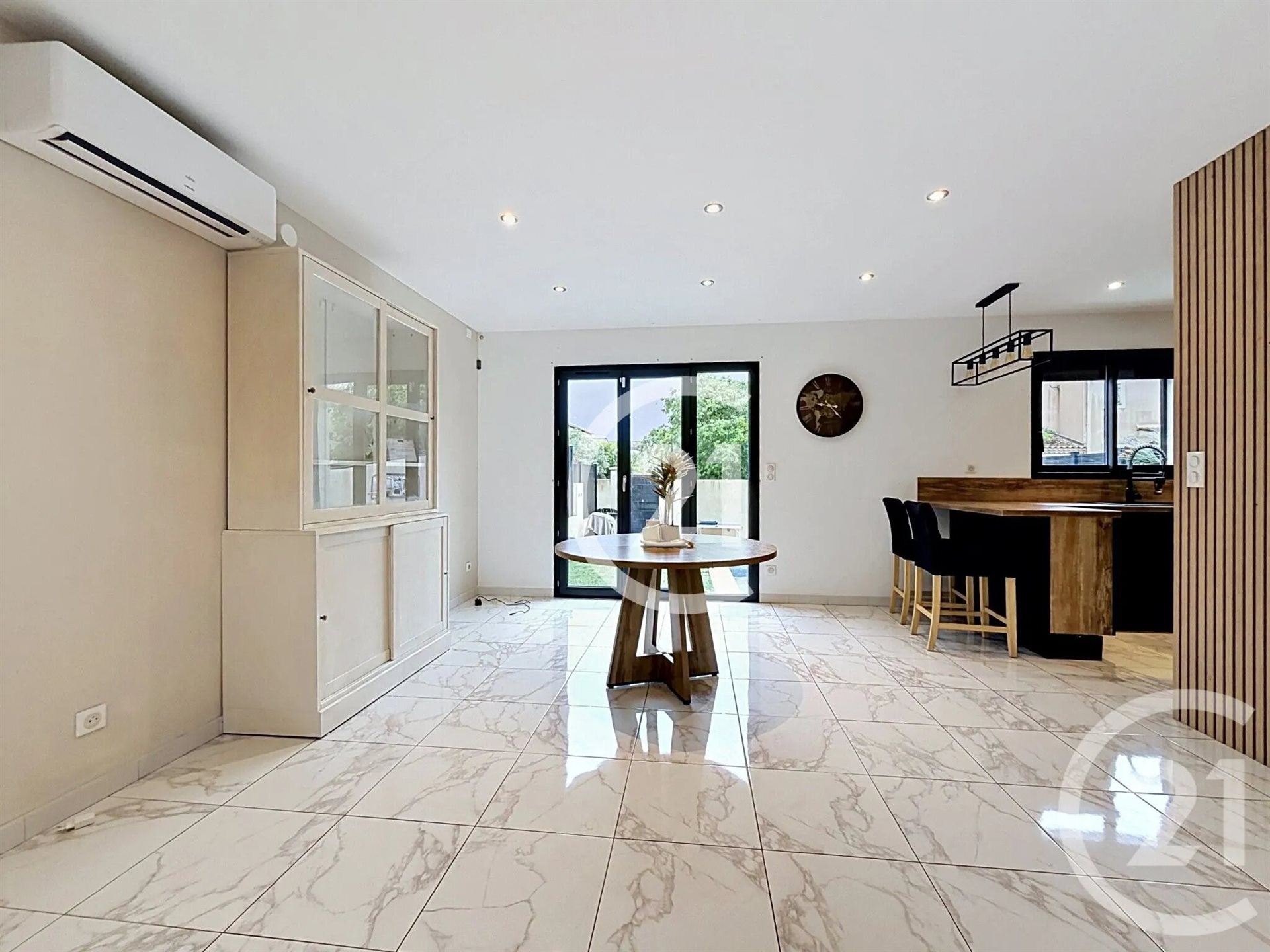 Maison à vendre, 76m², Arles