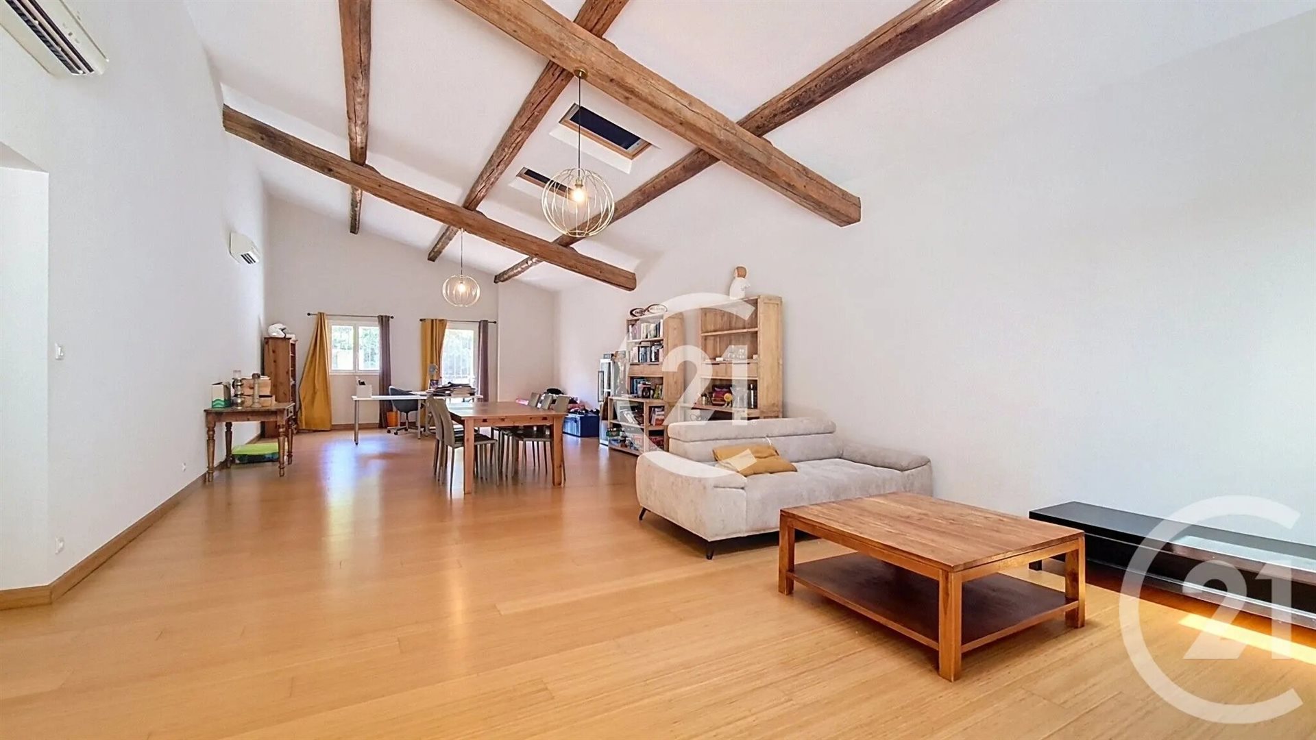 Maison à vendre, 165m², Saint-Martin-de-Crau
