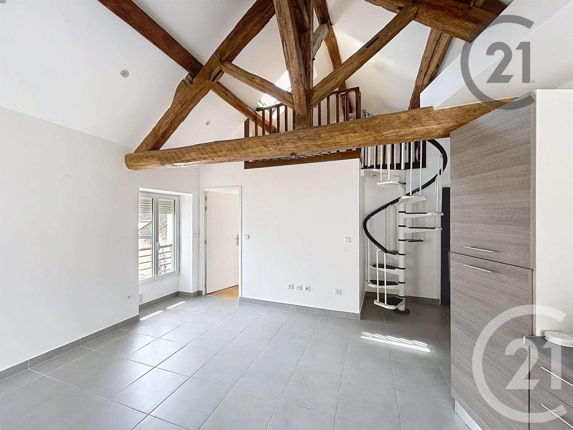 Appartement à louer, 43m², Montereau-Fault-Yonne