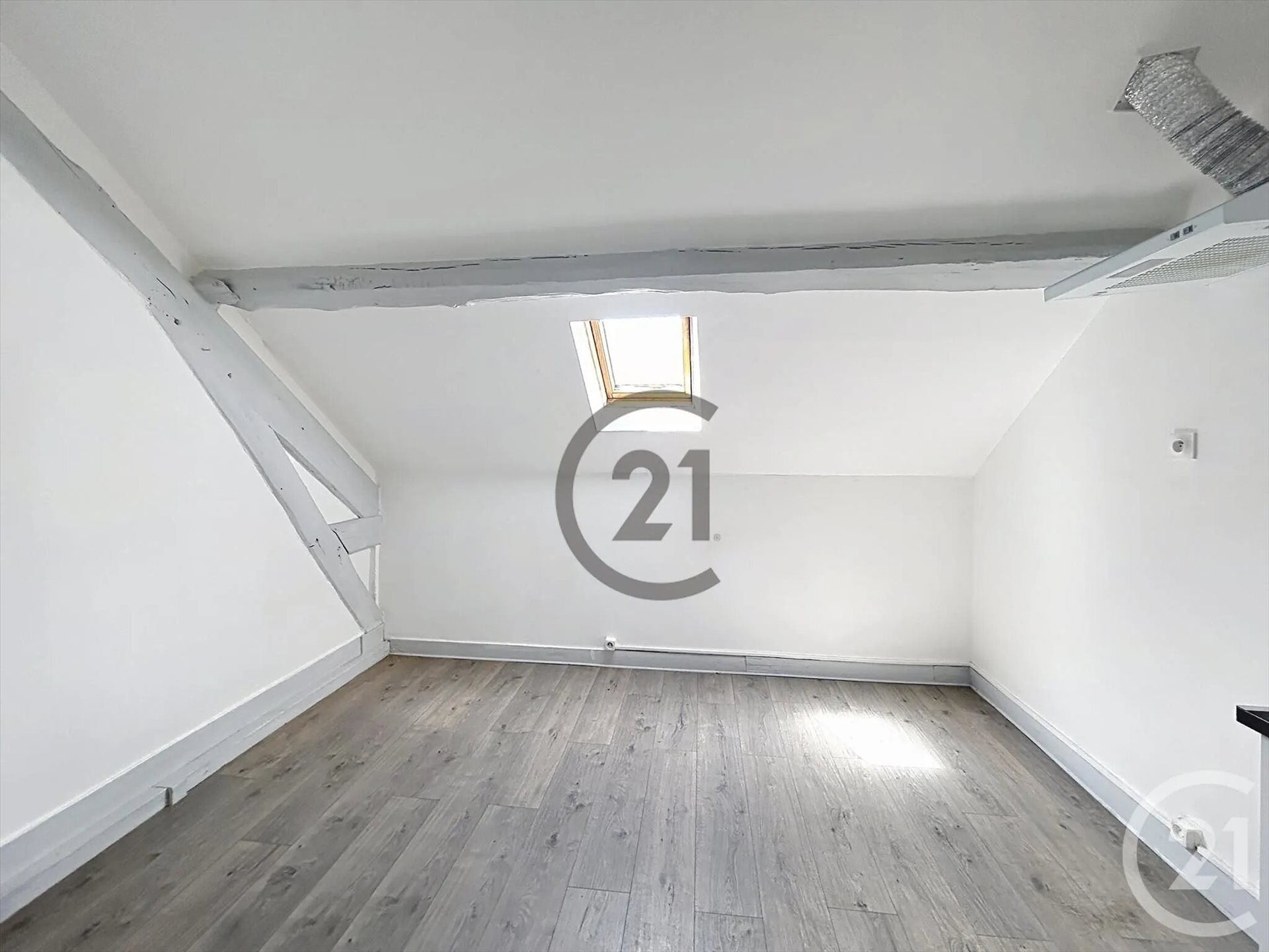 Appartement à louer, 18m², Montereau-Fault-Yonne
