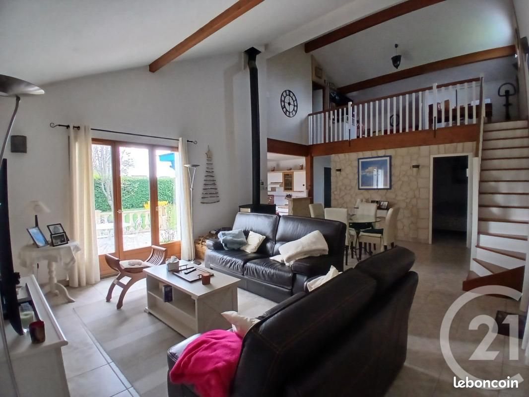 Maison à vendre, 110m², Lignerolles