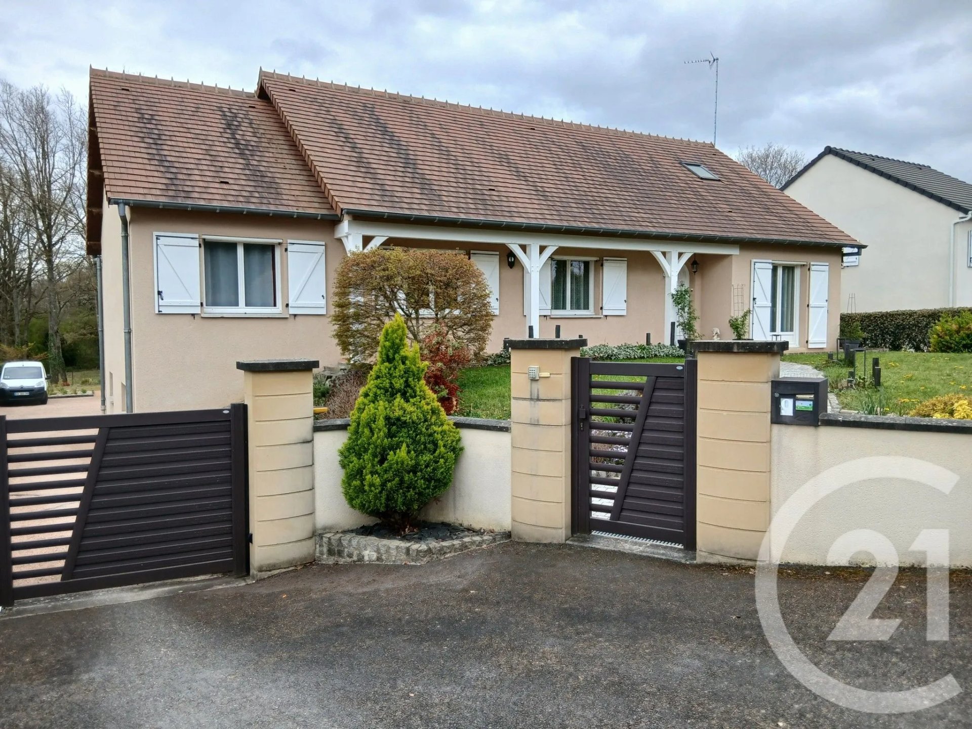 Maison à vendre, 159m², Domérat