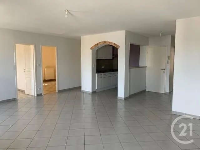 Appartement à louer, 90m², Désertines