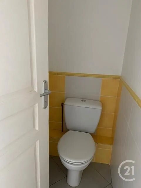 Appartement à louer, 90m², Désertines