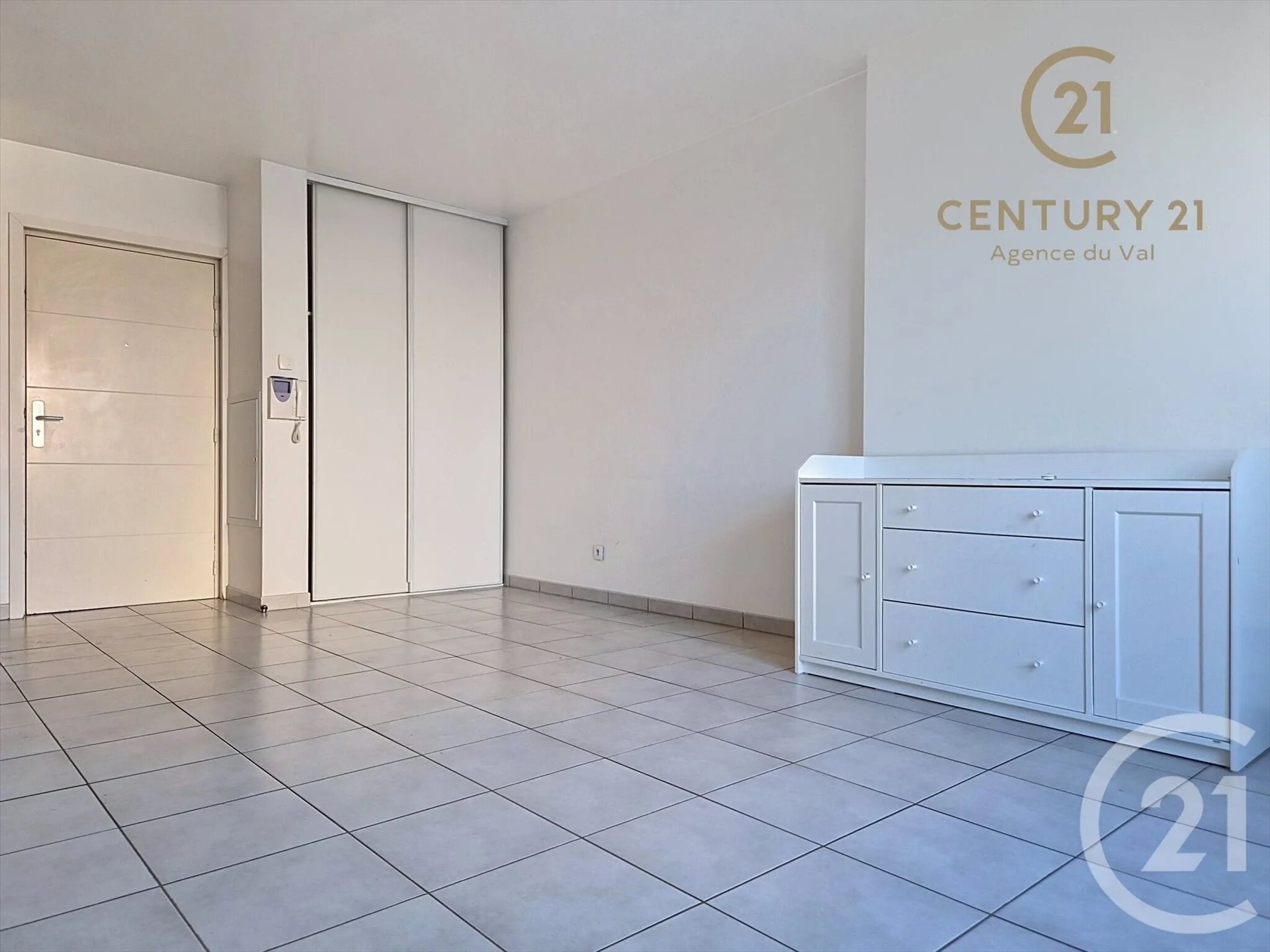 Appartement à louer, 40m², Drancy