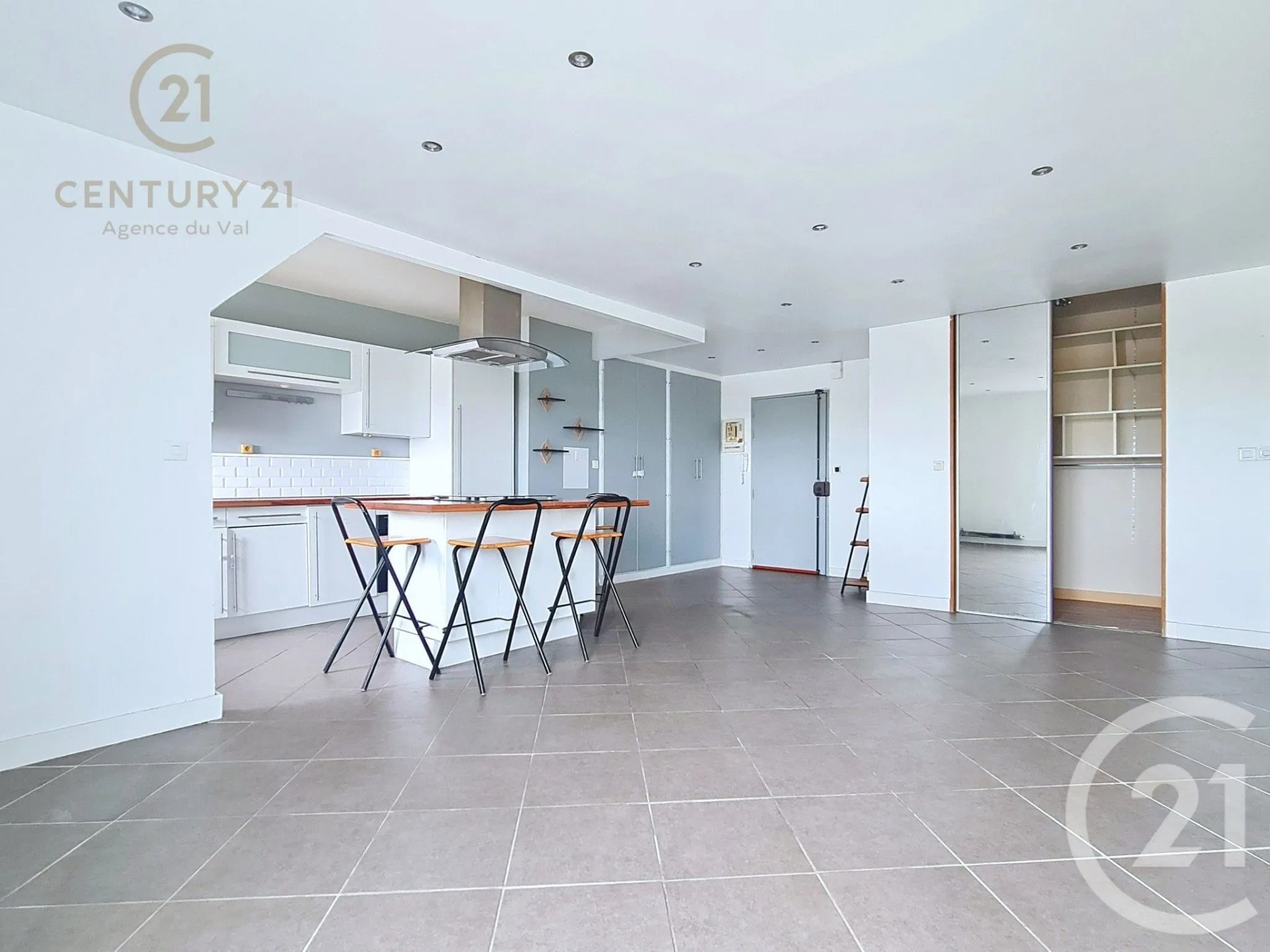 Appartement à vendre, 74m², Chelles
