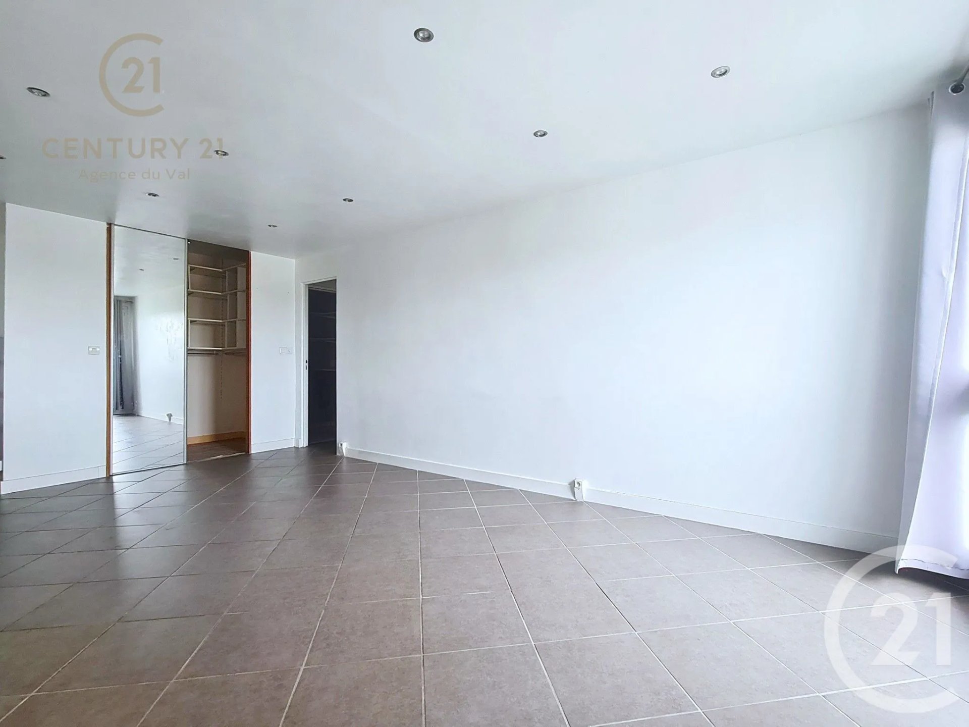 Appartement à vendre, 74m², Chelles