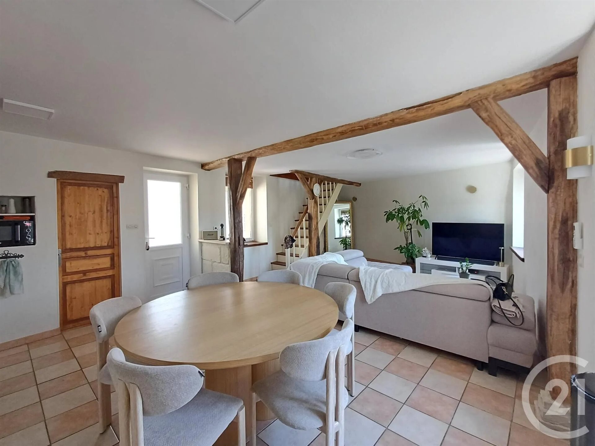Maison à louer, 102m², Thuré