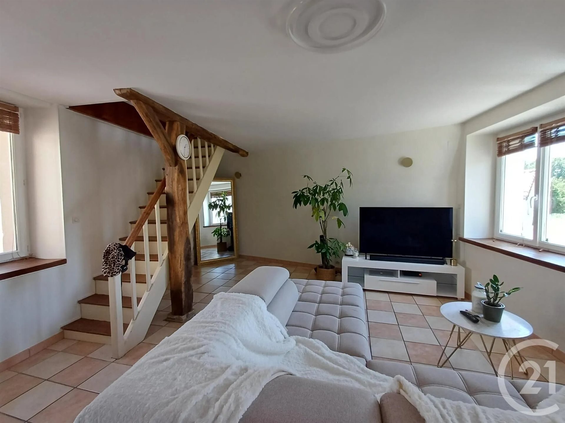 Maison à louer, 102m², Thuré