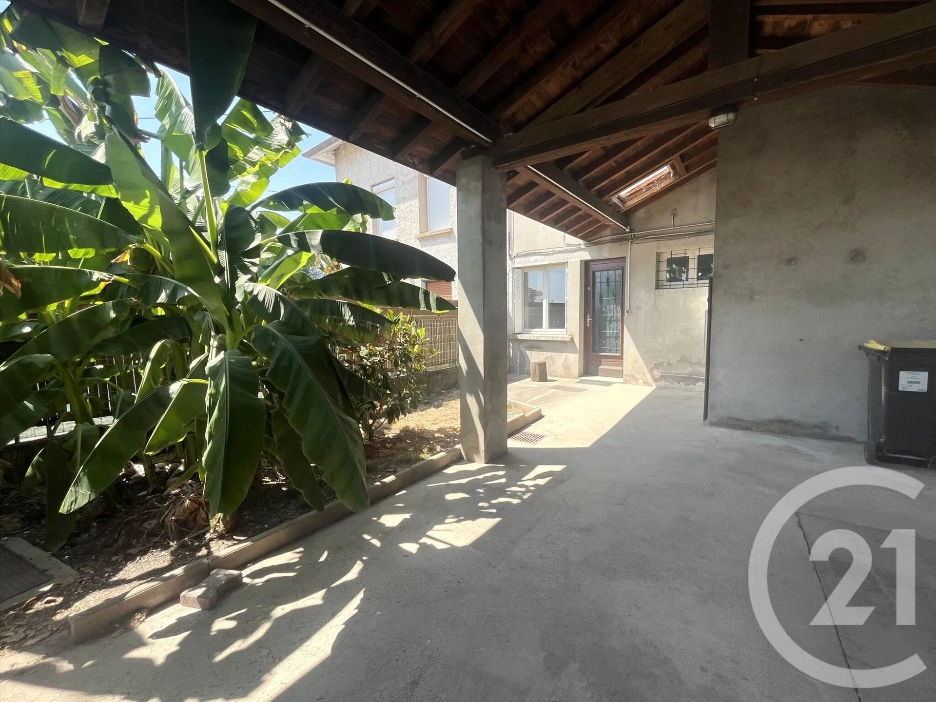 Maison à louer, 69m², Villieu-Loyes-Mollon