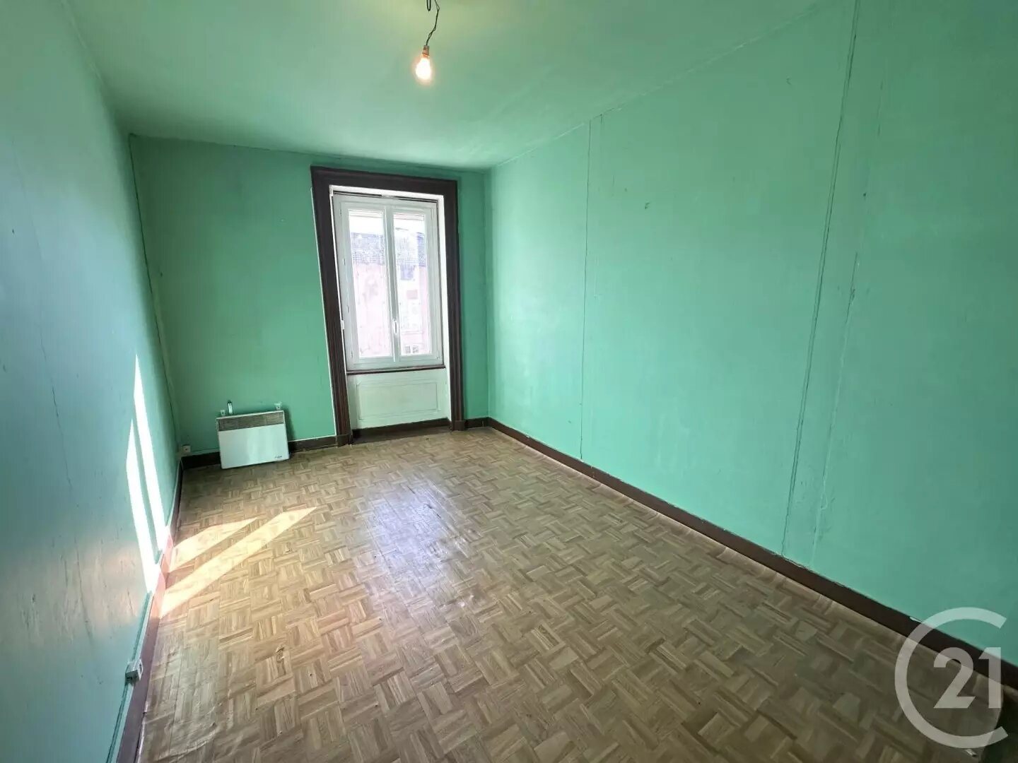 Maison à vendre, 94m², Villieu-Loyes-Mollon