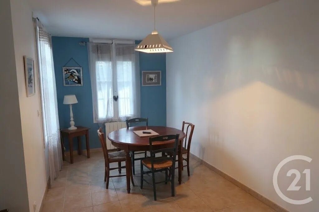 Maison à louer, 39m², Royan