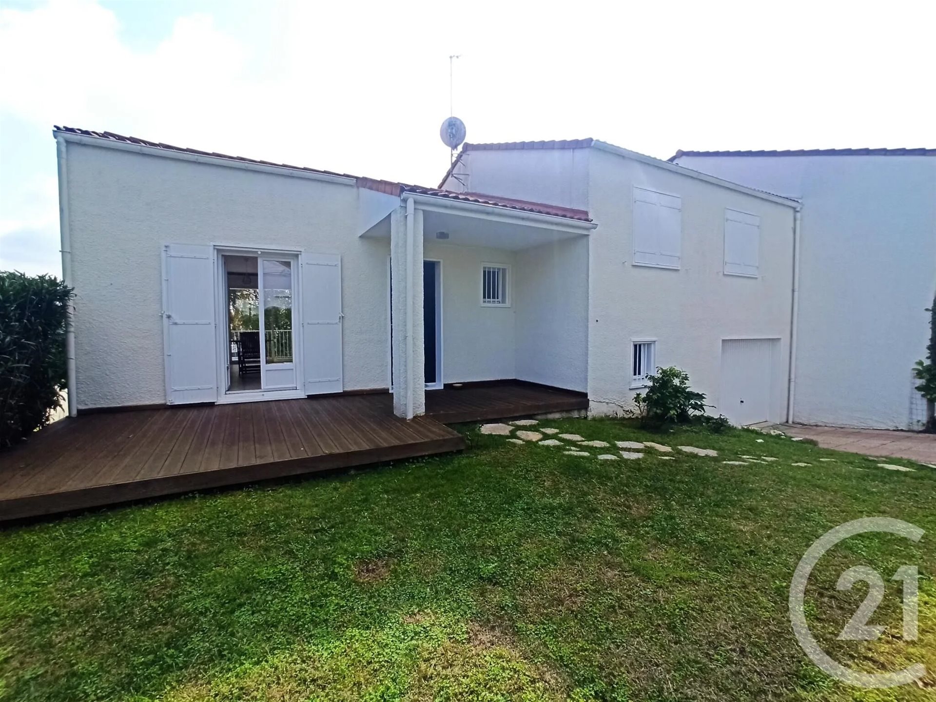 Maison à louer, 110m², Royan
