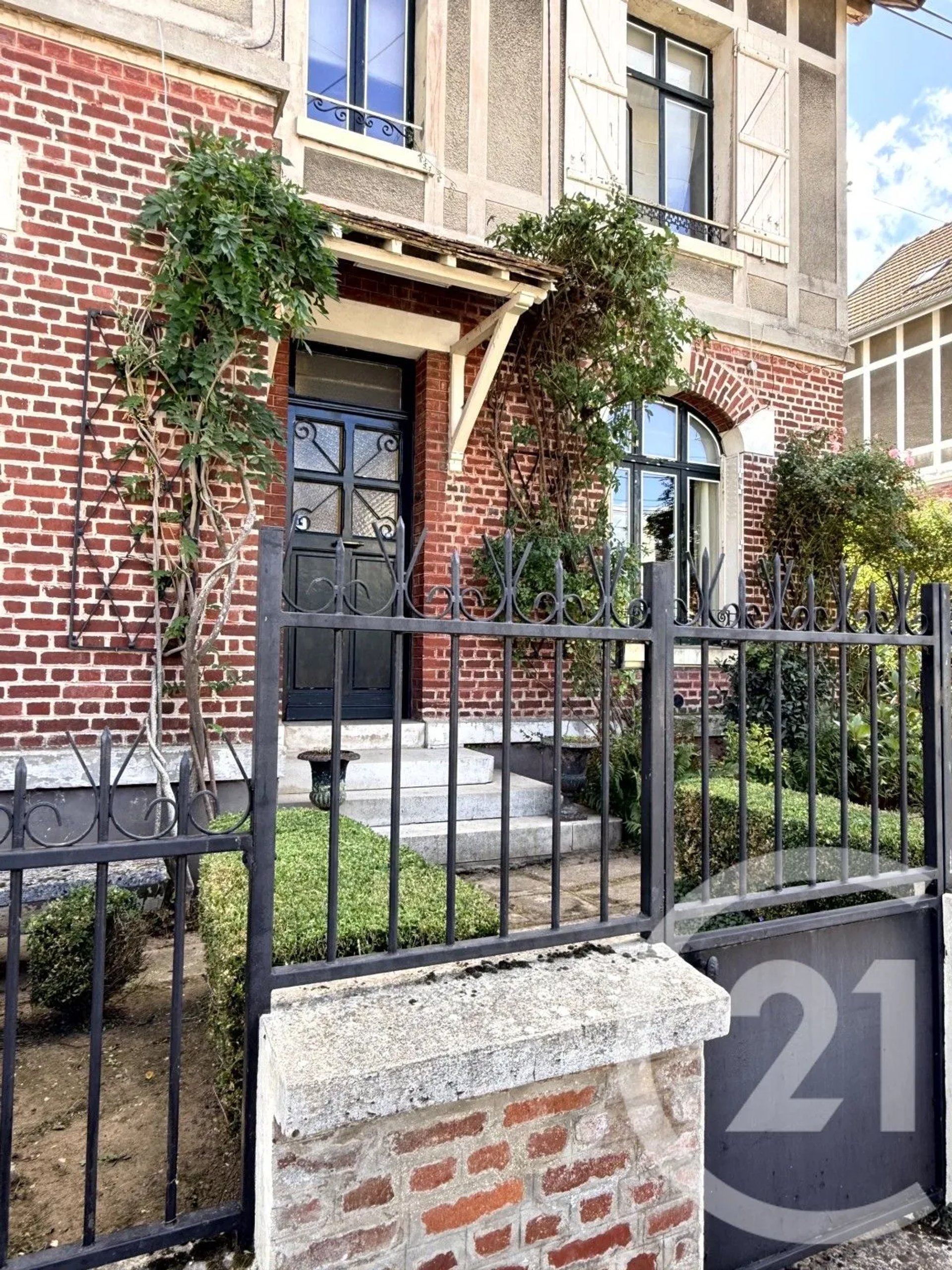 Maison à vendre, 171m², Saint-Quentin