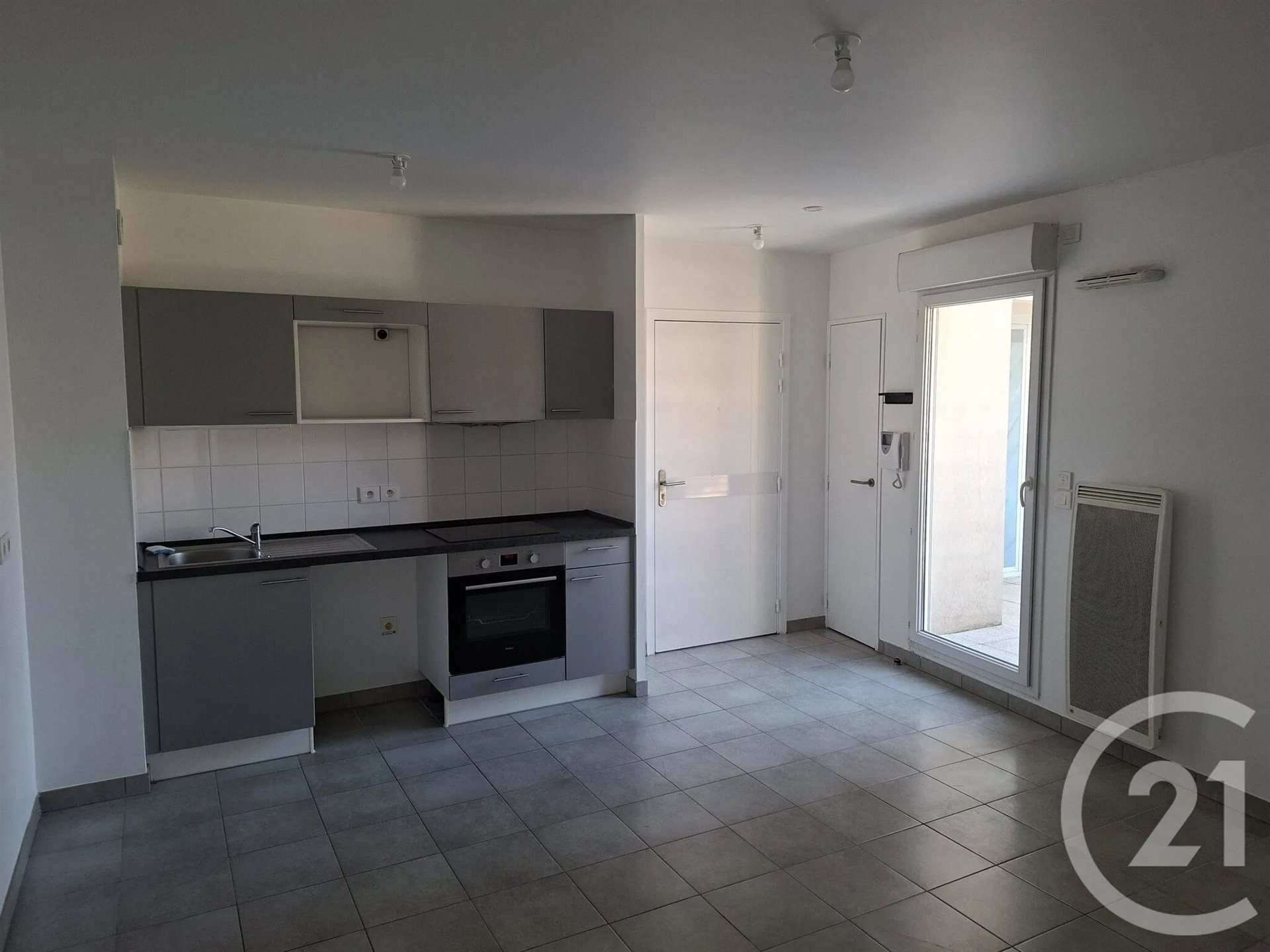 Appartement à louer, 38m², Saint-Laurent-du-Var