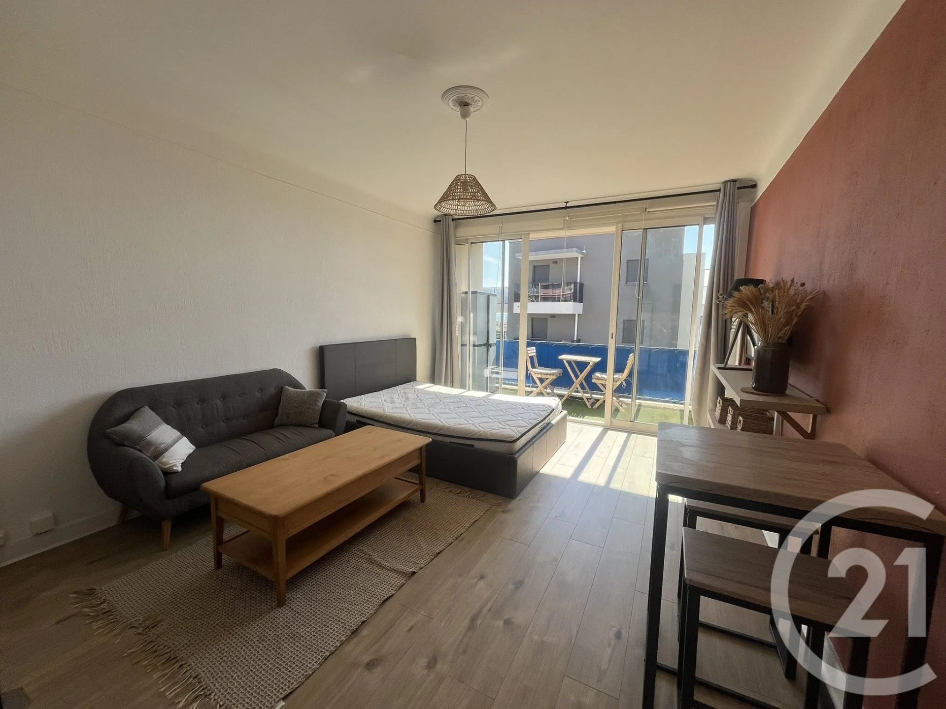 Appartement à louer, 27m², Cagnes-sur-Mer