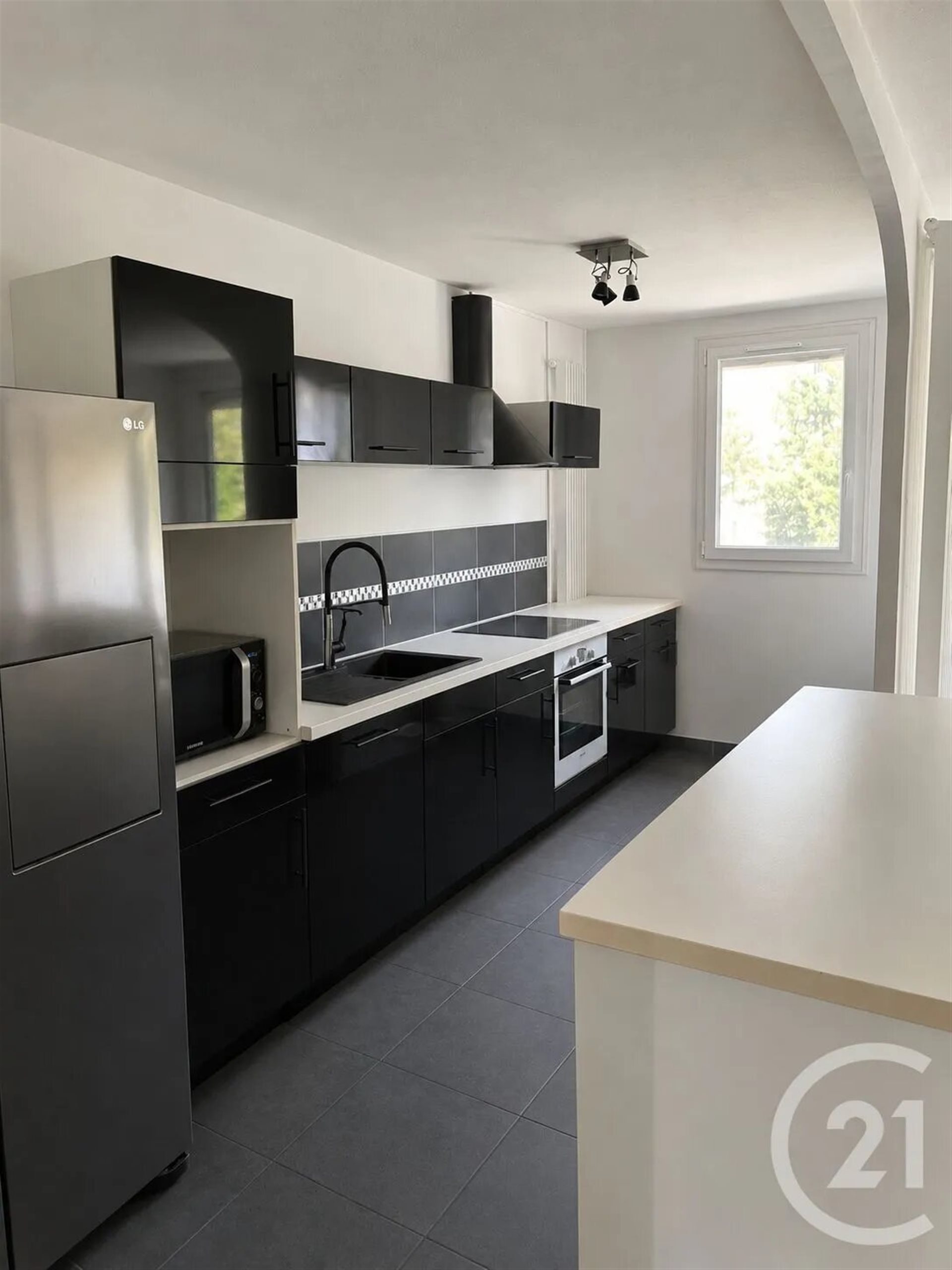Appartement à vendre, 68m², Marignane