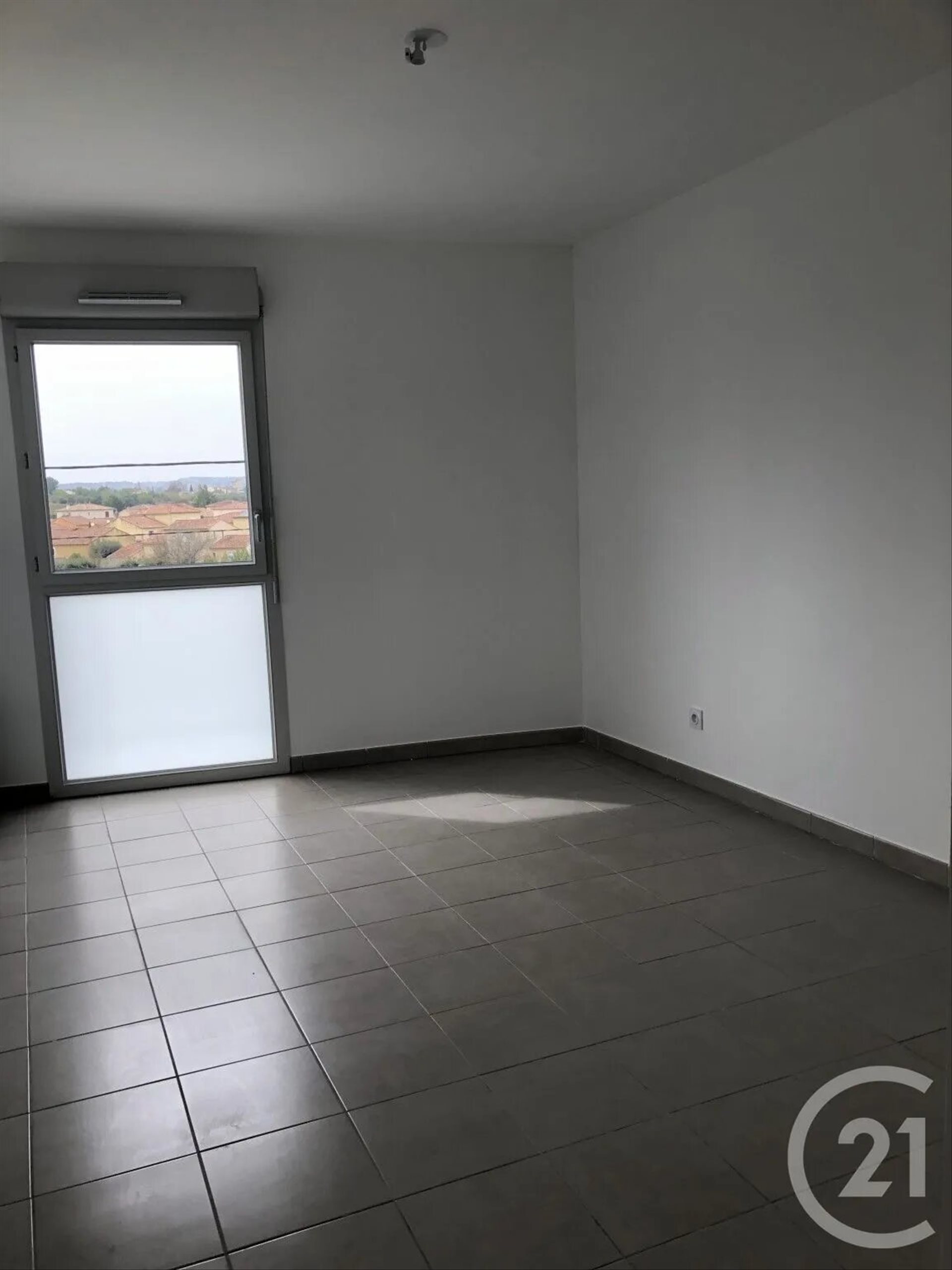 Appartement à louer, 46m², Marignane