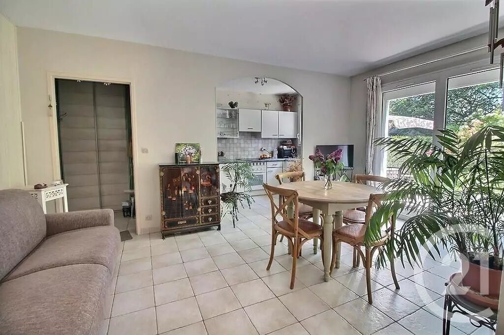 Appartement à vendre, 40m², Rosny-sous-Bois