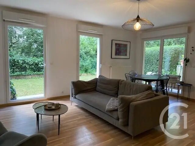 Appartement à louer, 66m², Ornex