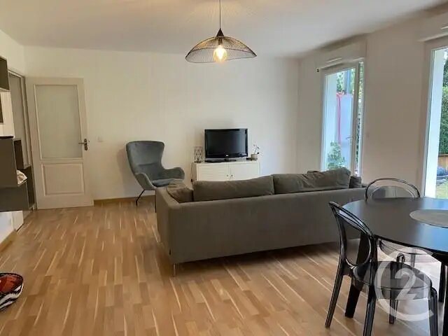 Appartement à louer, 66m², Ornex