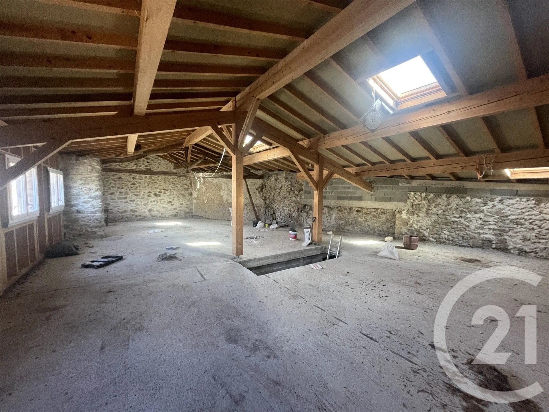 Maison à vendre, 185m², Serres-sur-Arget