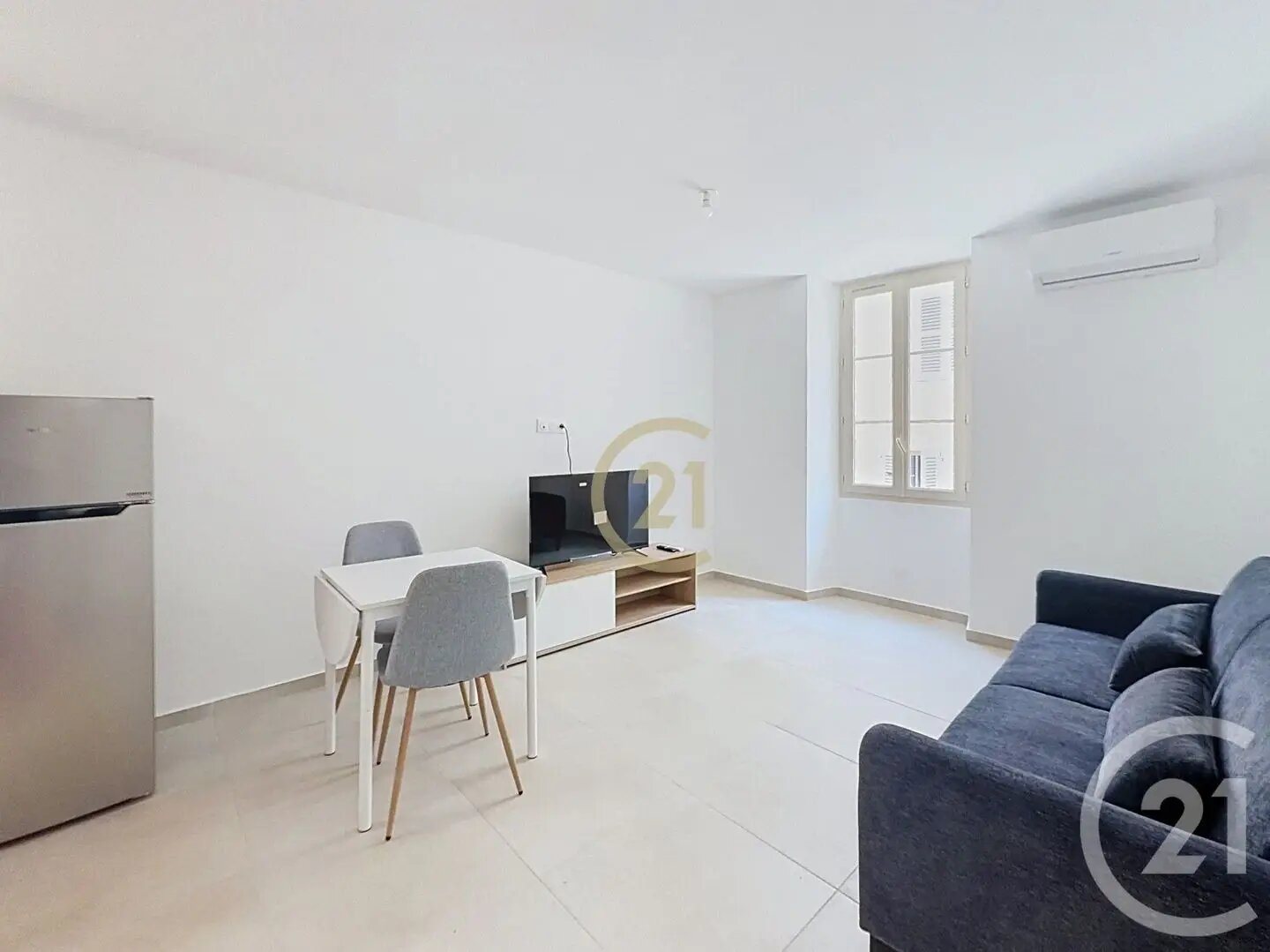 Appartement à louer, 34m², Vallauris