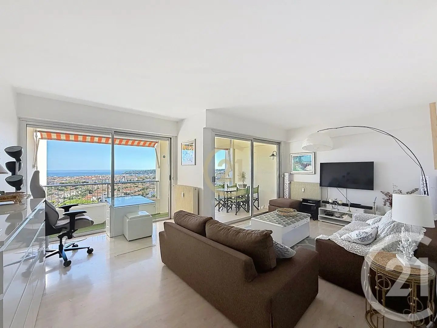 Appartement à louer, 72m², Antibes