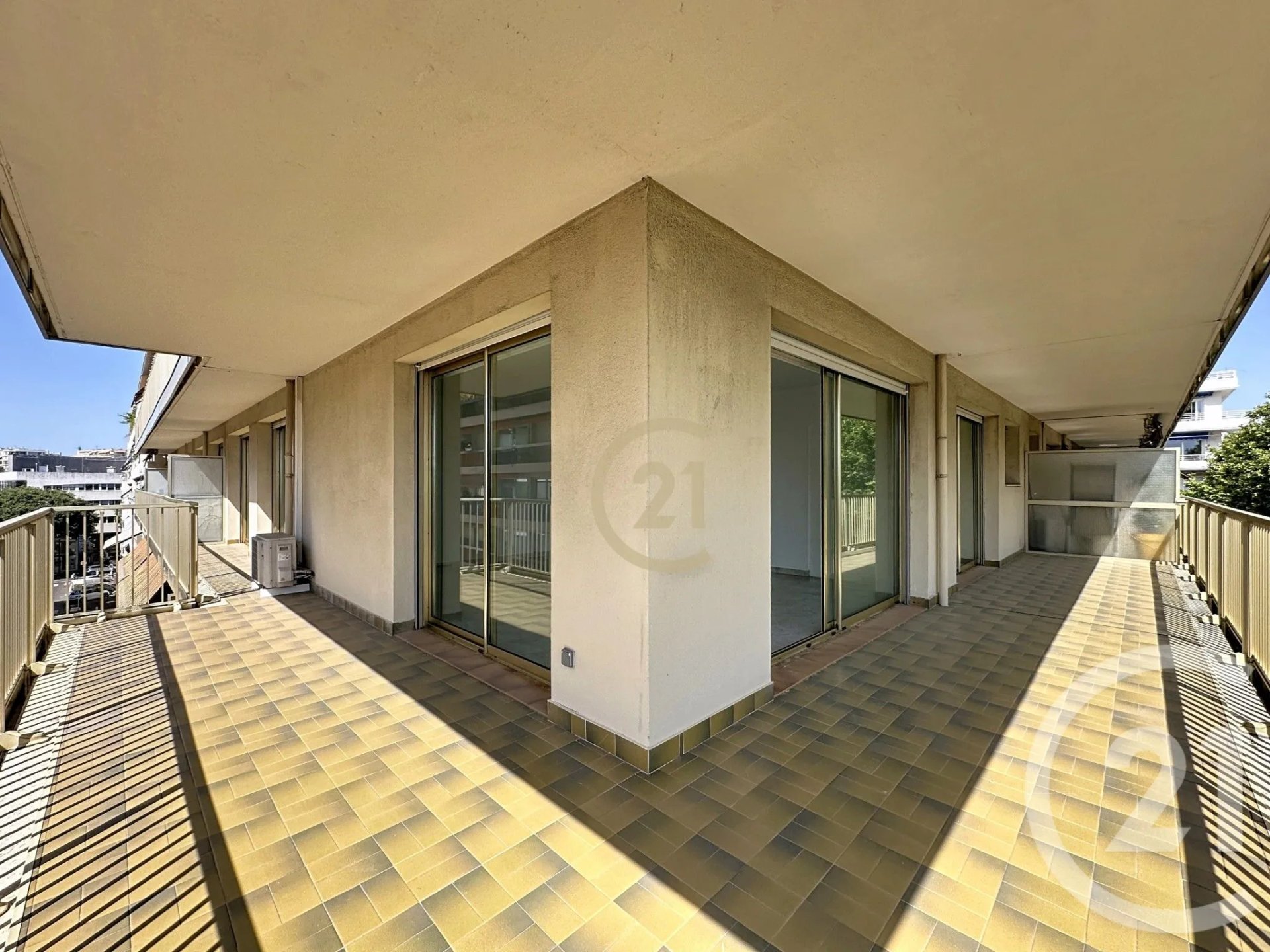 Appartement à louer, 89m², Antibes