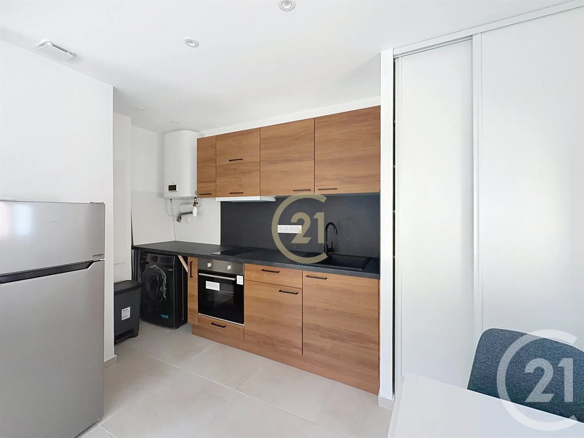 Appartement à louer, 24m², Vallauris