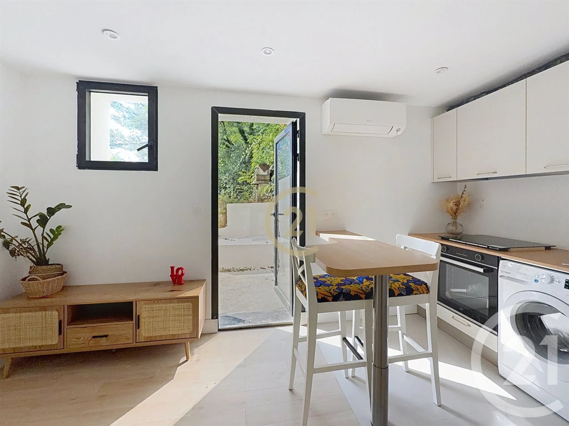 Appartement à louer, 24m², Valbonne