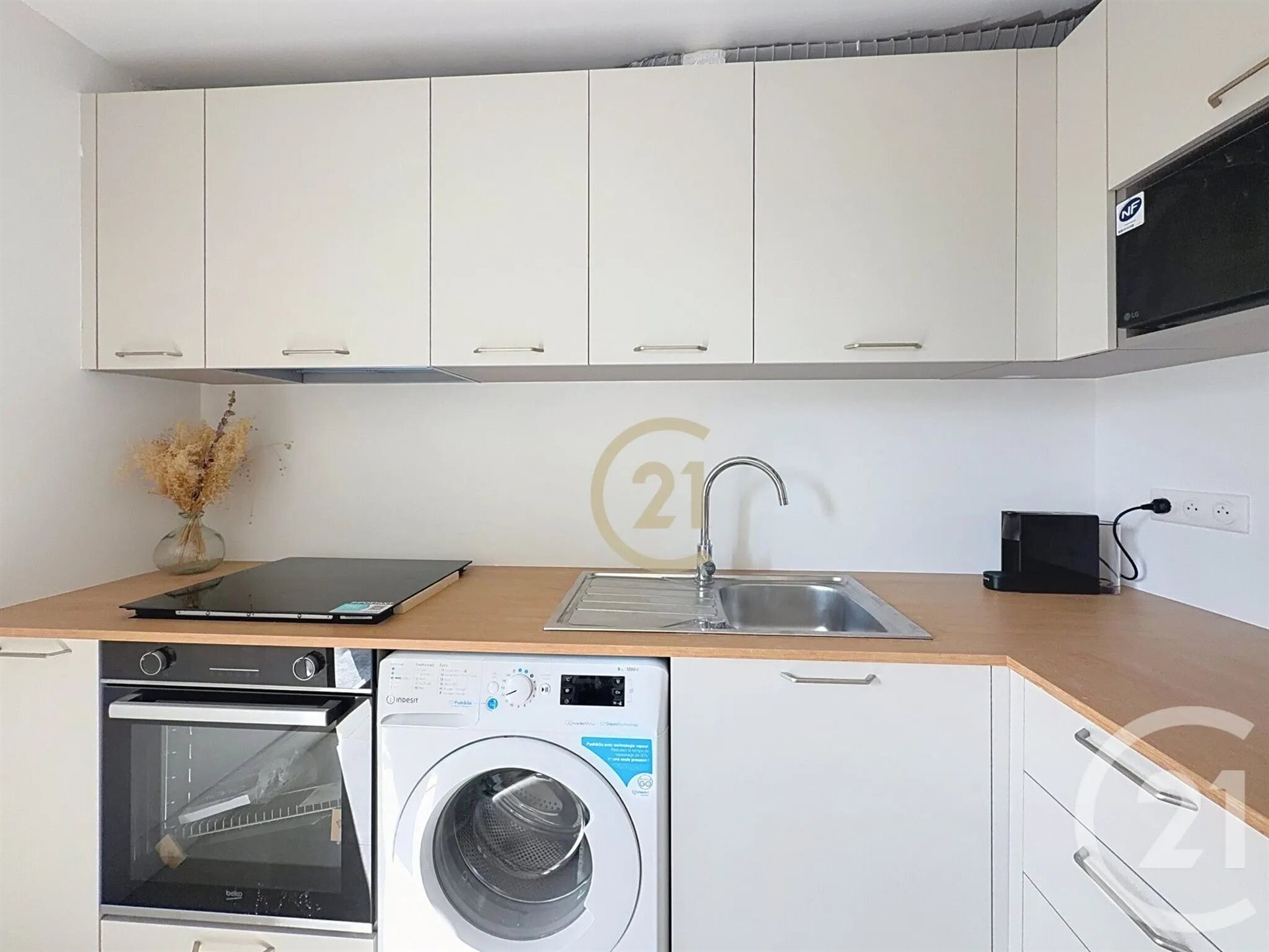 Appartement à louer, 24m², Valbonne