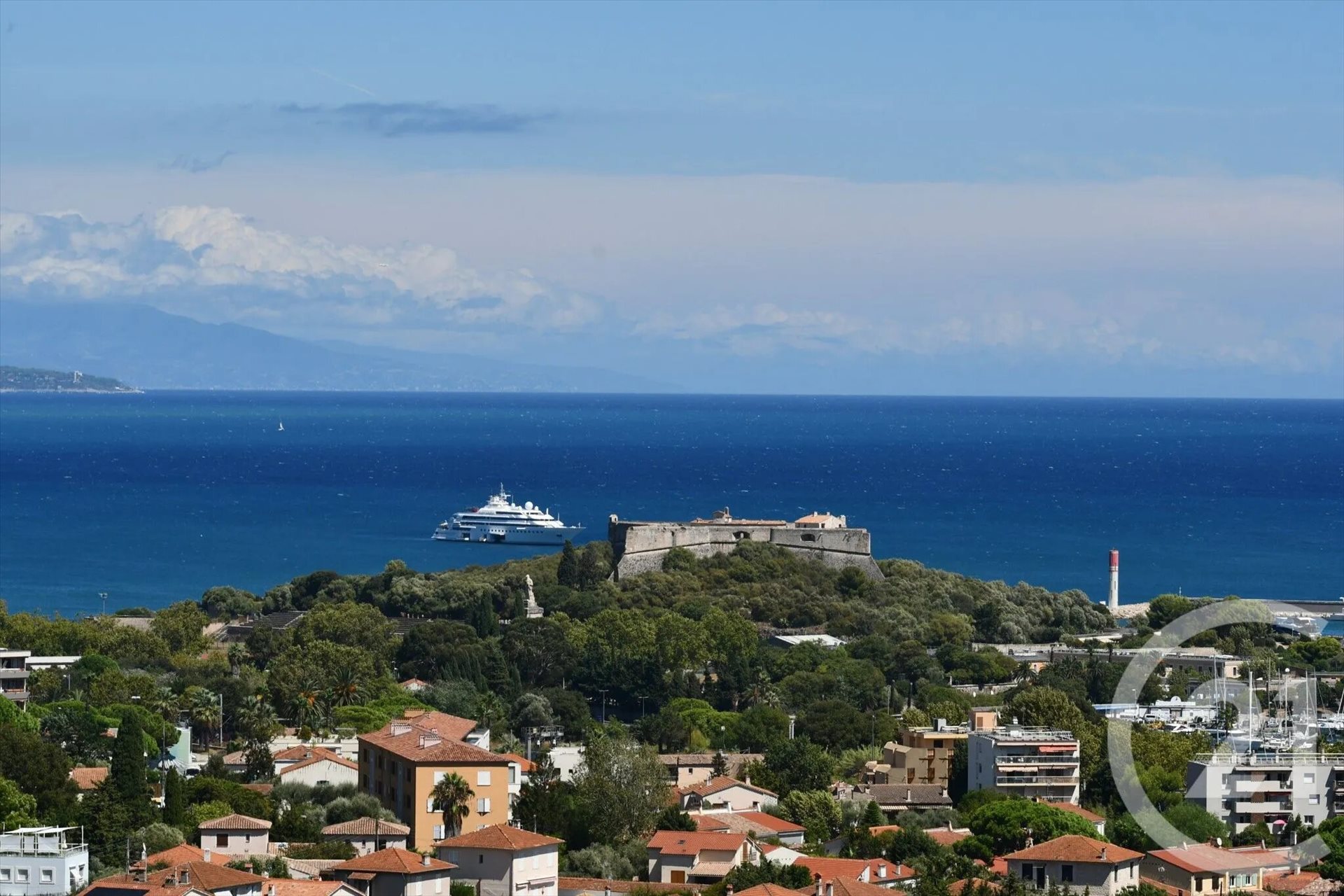 Appartement à vendre, 74m², Antibes
