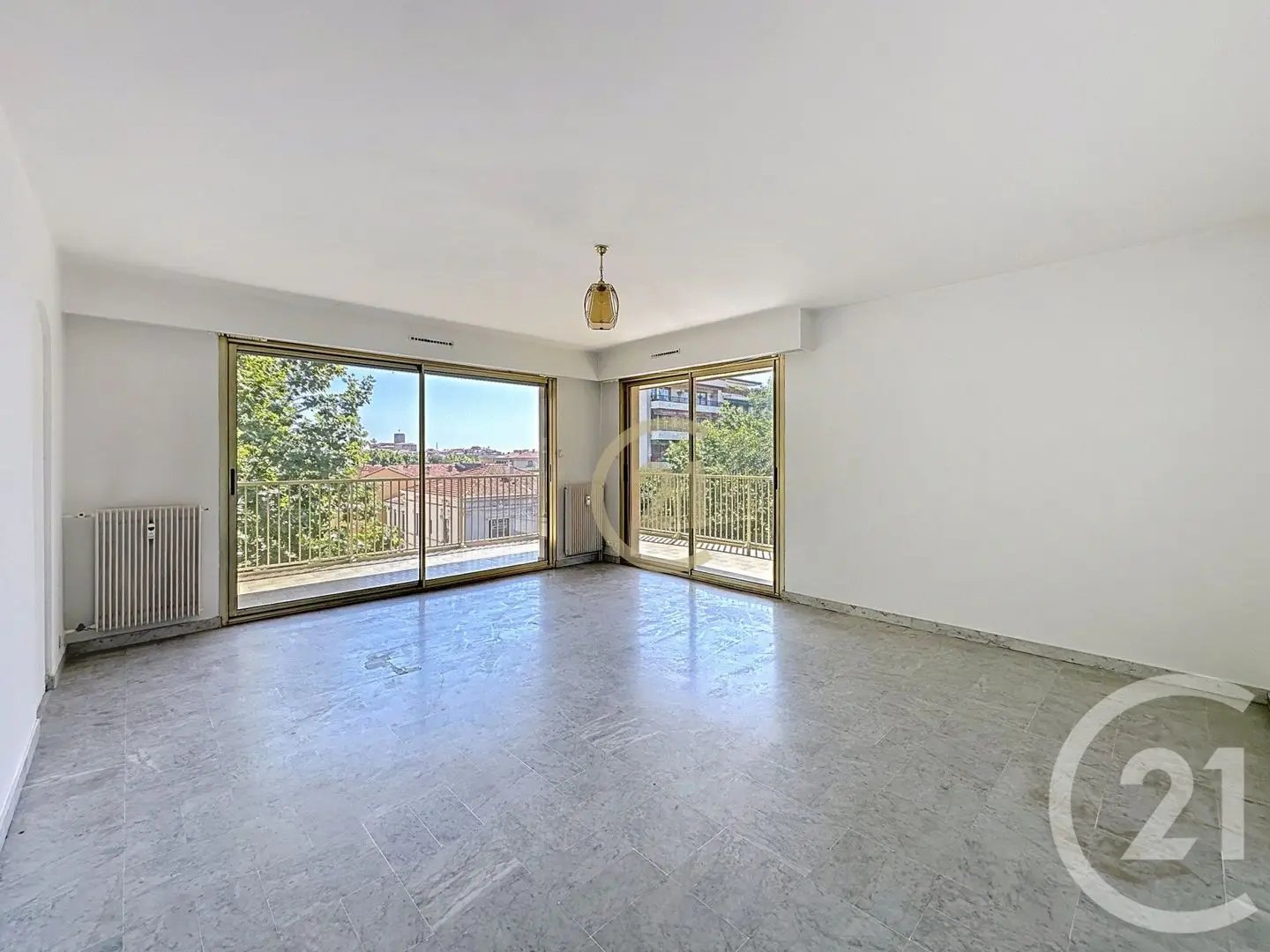 Appartement à louer, 89m², Antibes
