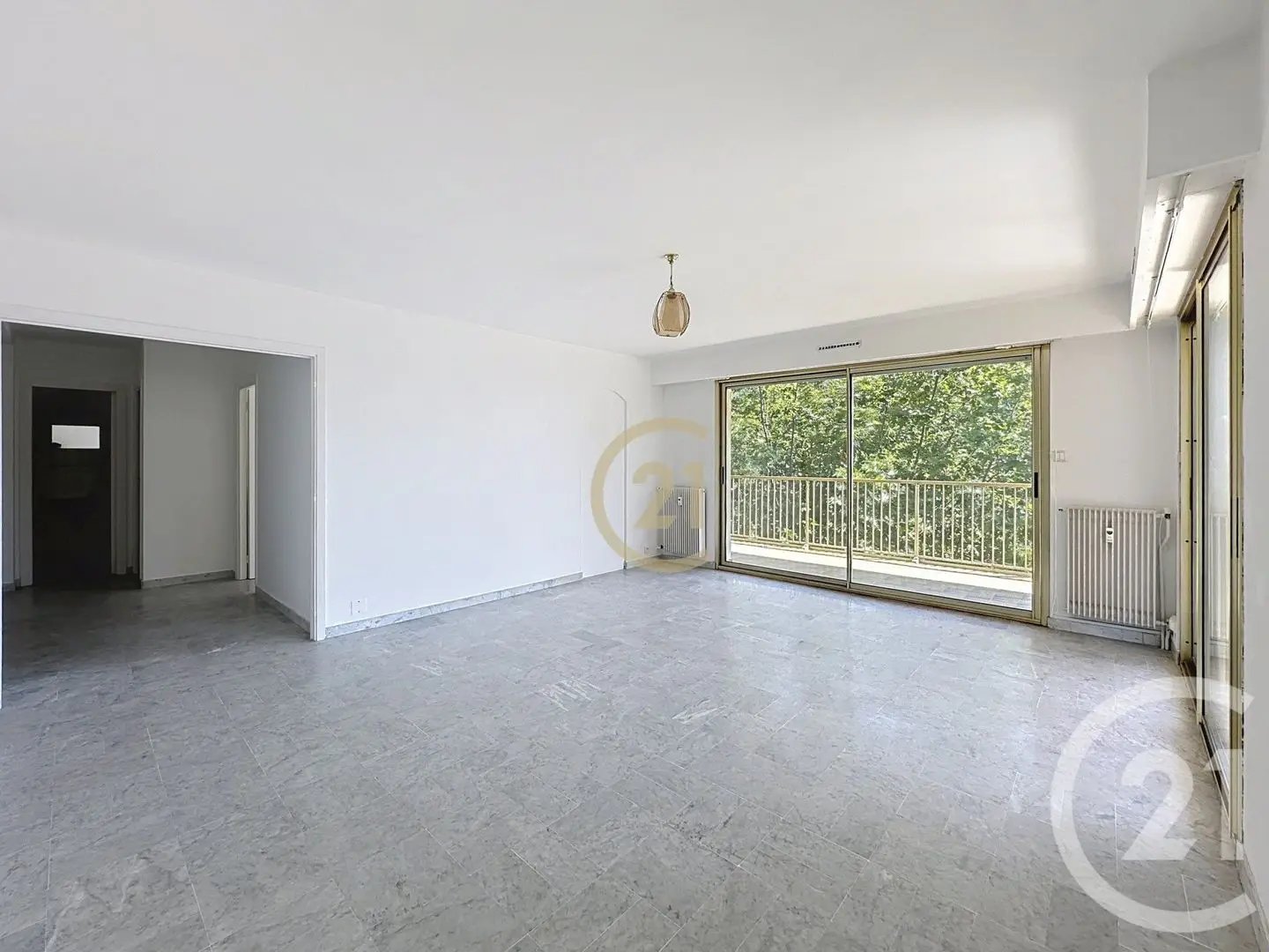 Appartement à louer, 89m², Antibes
