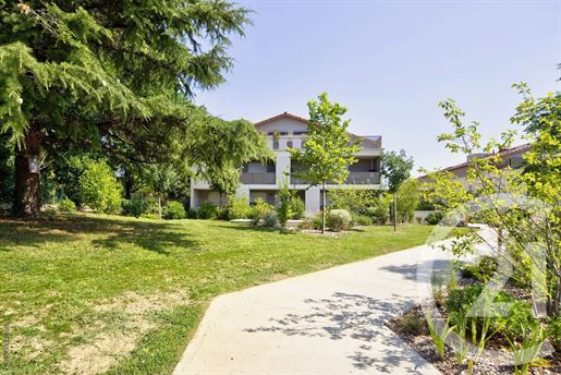 Advert pic 0