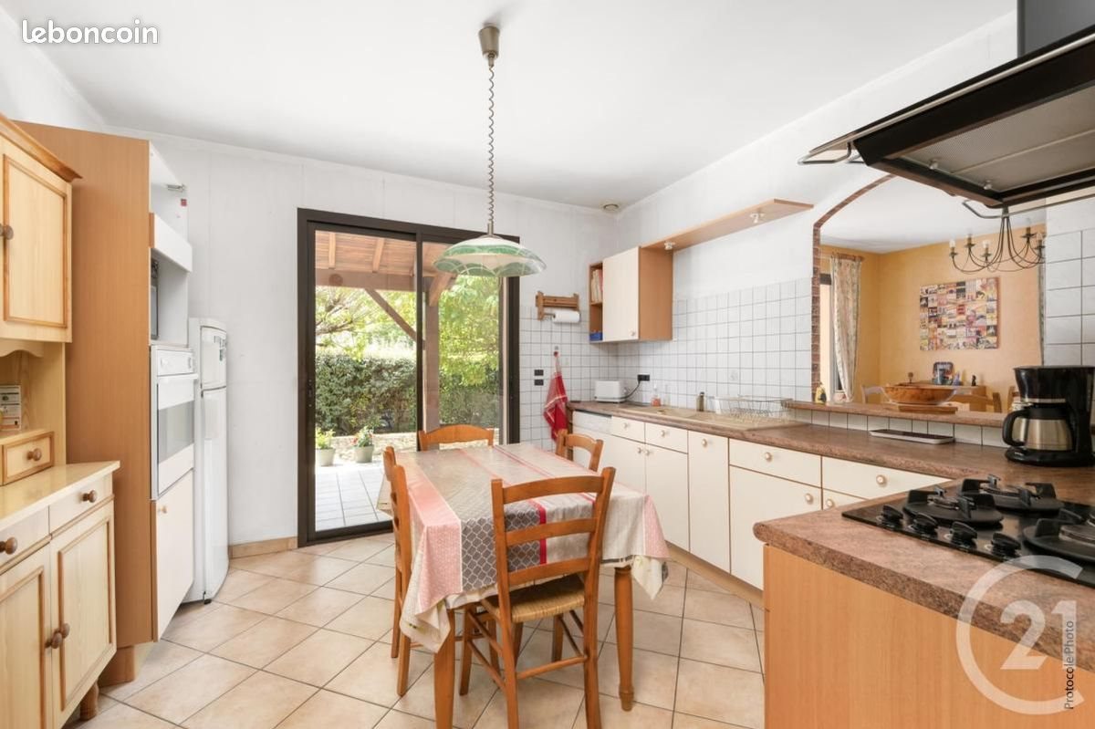 Maison à vendre, 149m², Saint-Geniès-Bellevue