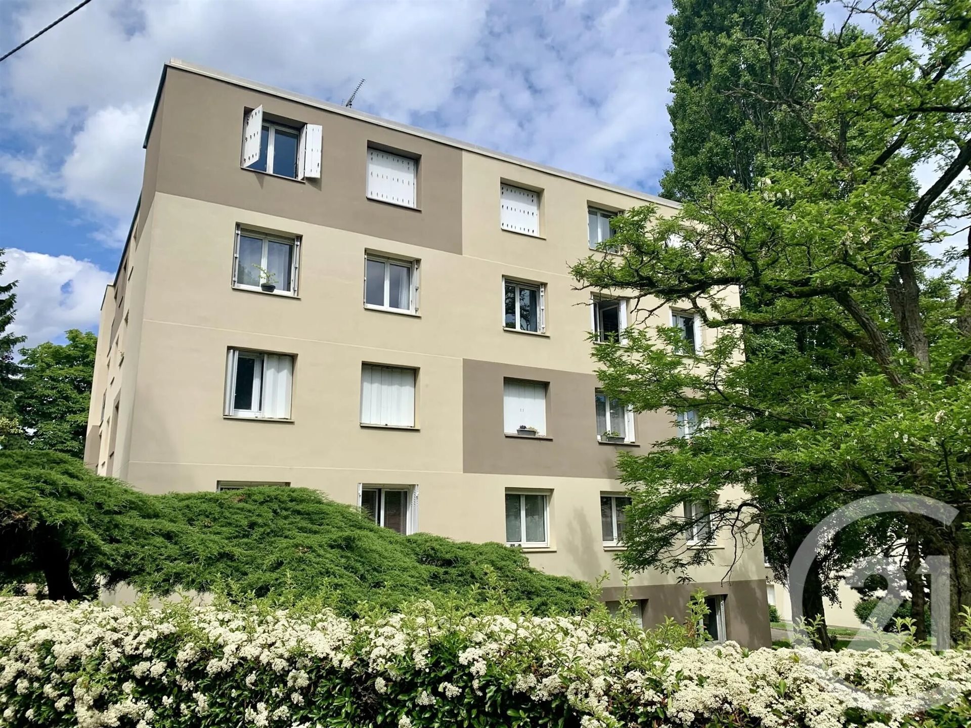 Appartement à vendre, 66m², Domont